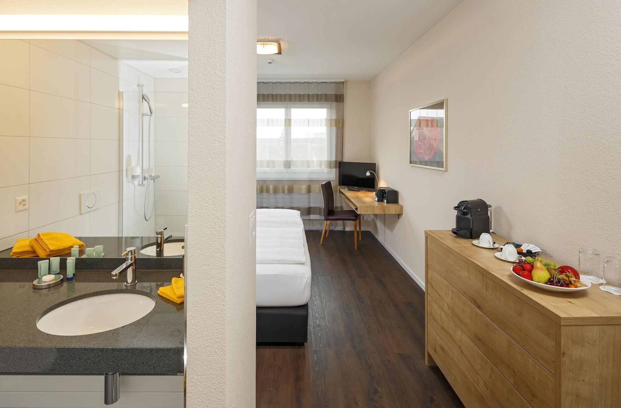 Villmergen Swiss Quality Hotel Exterior foto